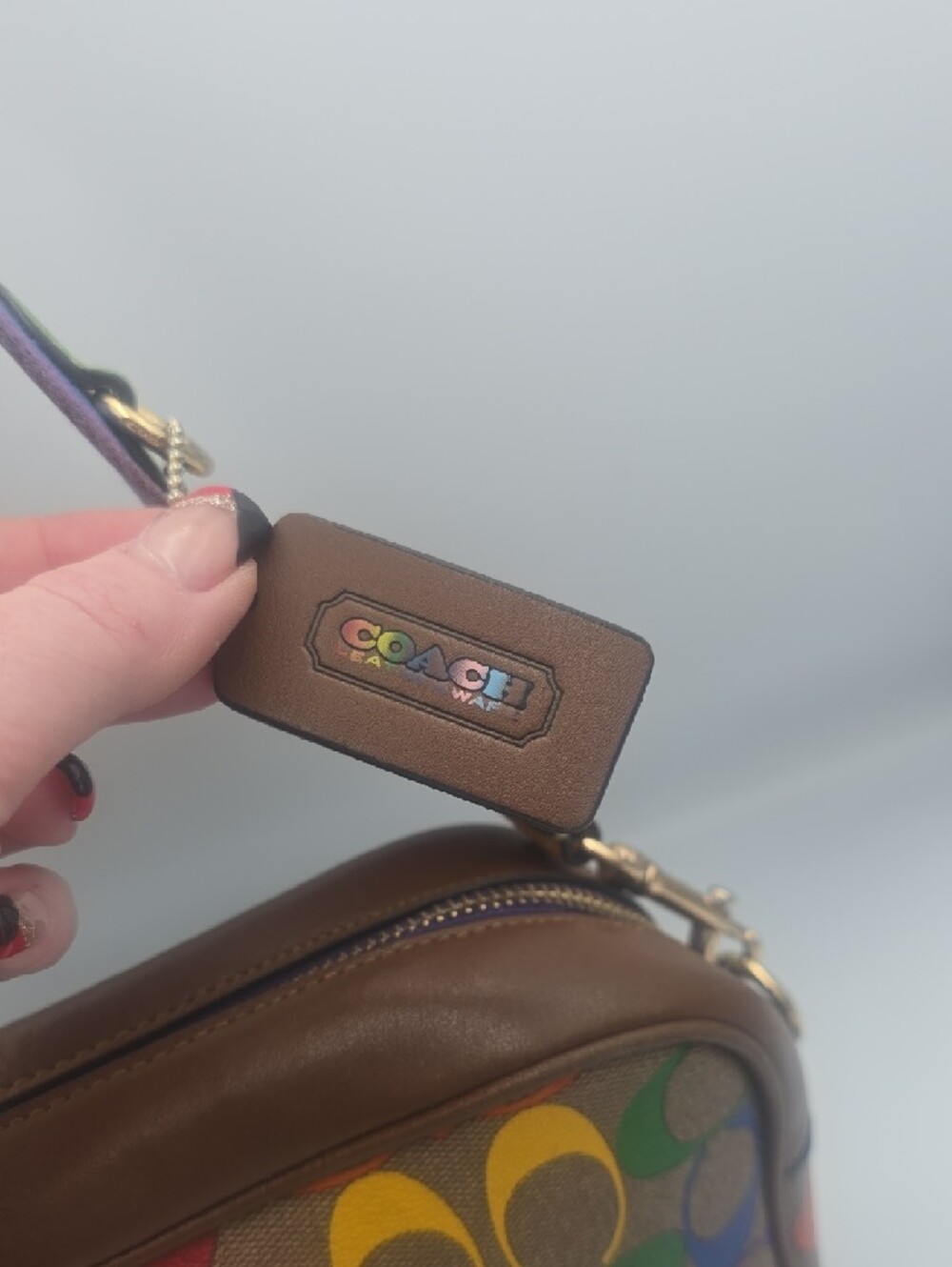 Coach Multicolor Pride Collection Signature Mono Crossbody W/ Strap/Tag (GOOD)🌈 - Picture 4 of 16